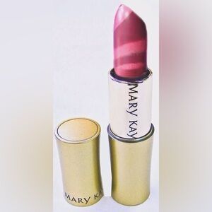 NWT Mary Kay Creme Lipstick One Woman Can Swirl Berry Pink MK discontinue retire